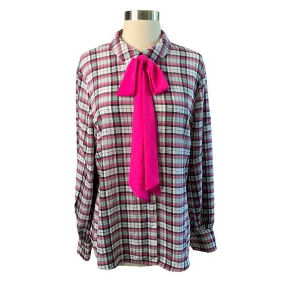Riley & Rae  Lavallière Bow Blended Legacy Pink Plaid Button Up Blouse Large - Picture 1 of 11